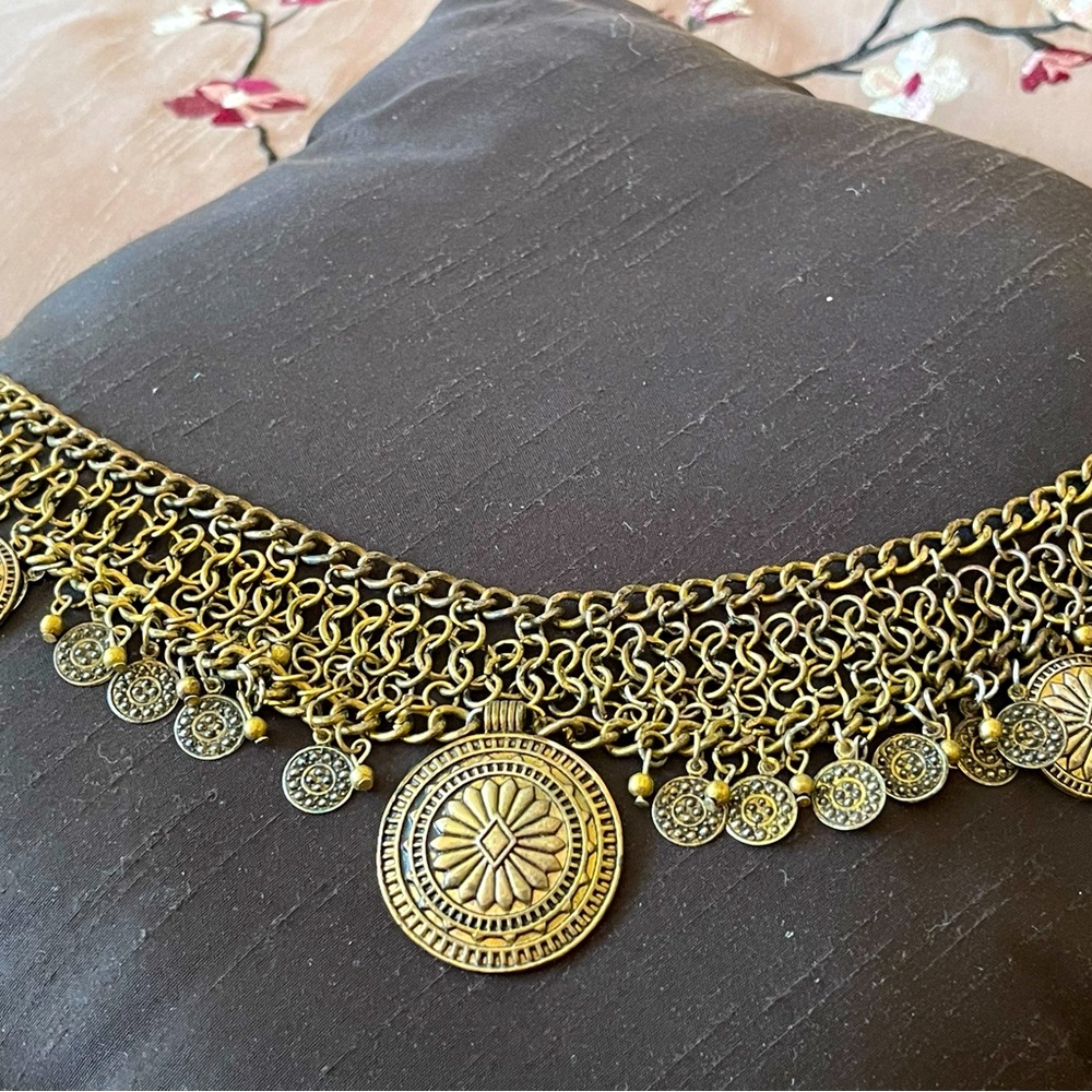 Necklace for a Queen!